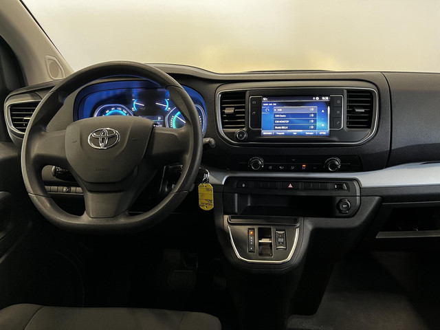 Toyota PROACE Electric Shuttle