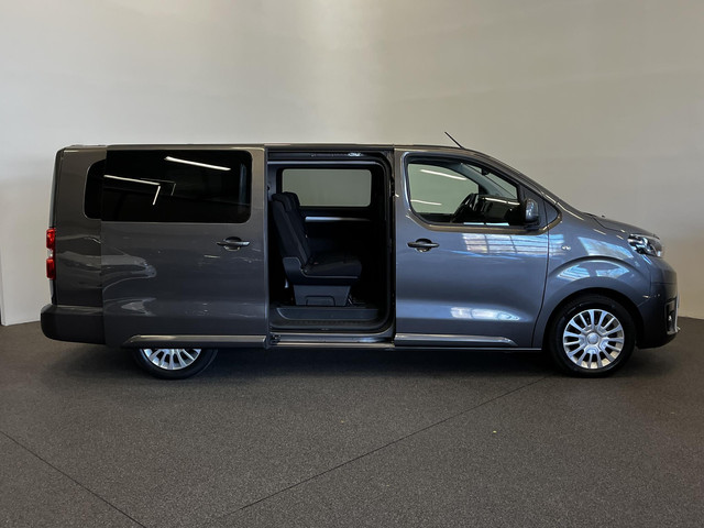 Toyota PROACE Electric Shuttle