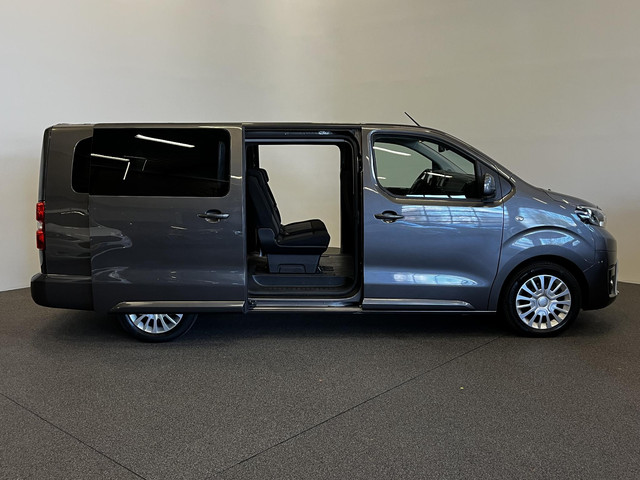 Toyota PROACE Electric Shuttle